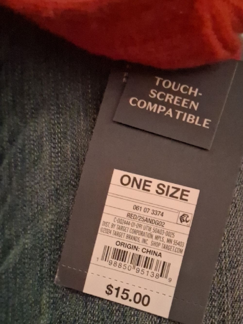 NWT! Red Ribbed Knit Gloves - Picture 5 of 7